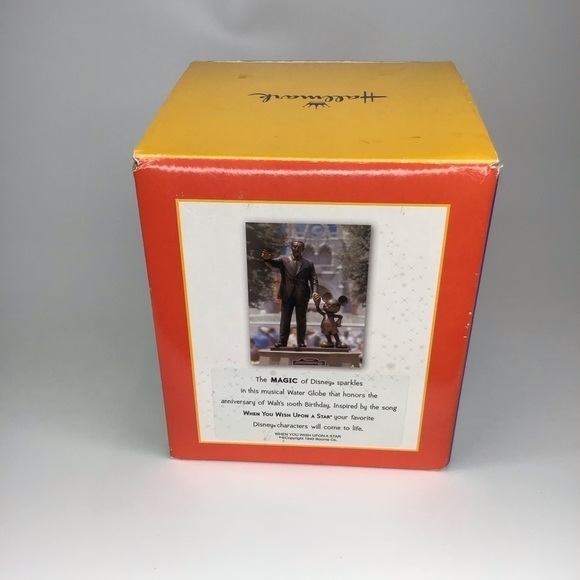 WALT DISNEY Hallmark 100th Birthday Musical Water Globe. - Picture 8 of 10